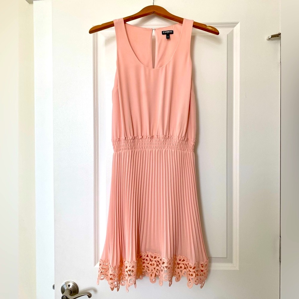 Women’s Express Sleeveless Light Pink Dress - size XS
